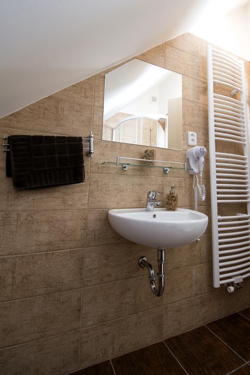 Penzion Admirál Třeboň Habitación foto