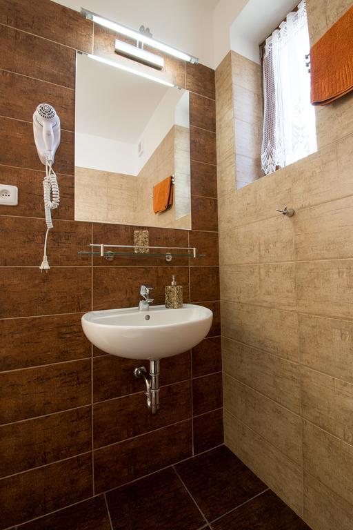 Penzion Admirál Třeboň Habitación foto